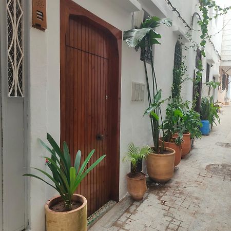 Riad Bkl Luxury Dar Baroud 丹吉尔 外观 照片